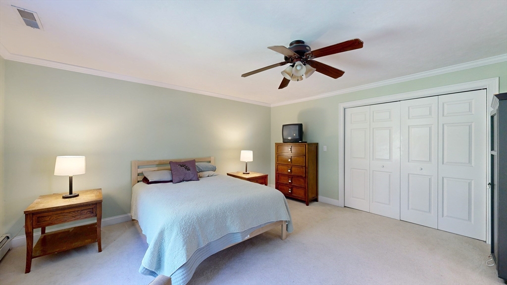 8 Pilgrim St # 5