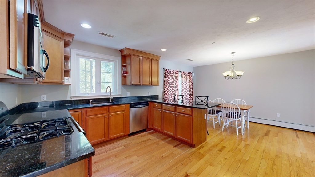 8 Pilgrim St # 5