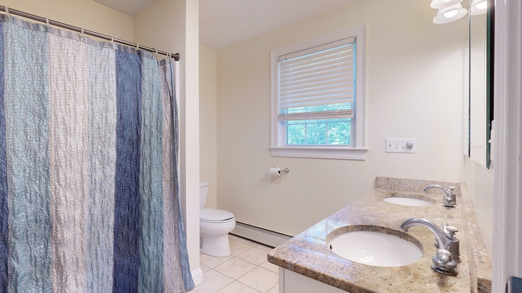 8 Pilgrim St # 5