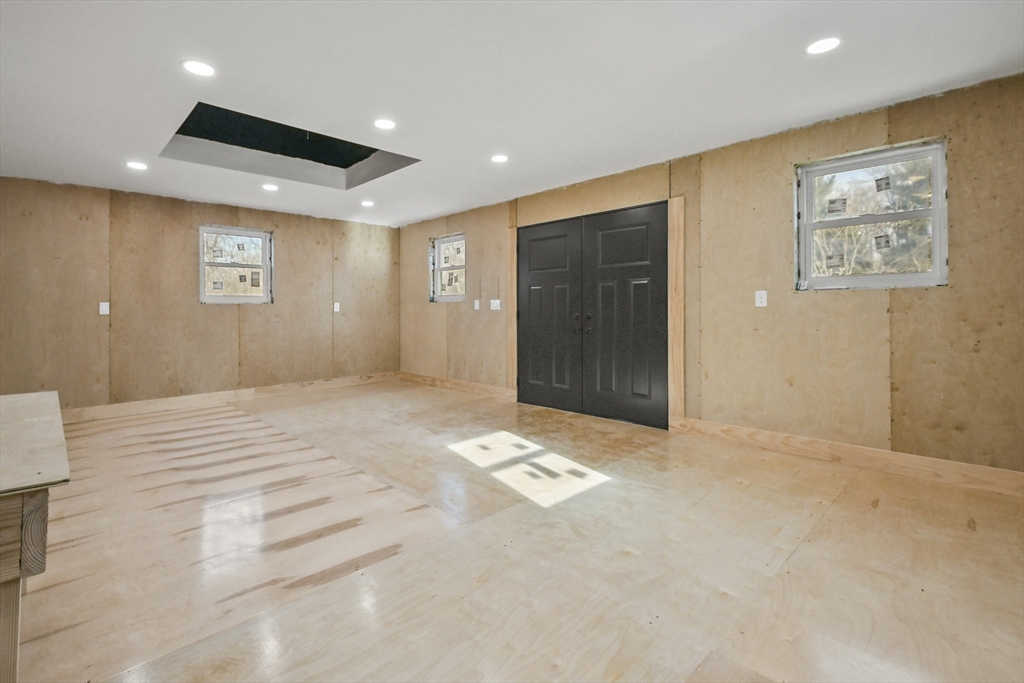 45 Flagg Road