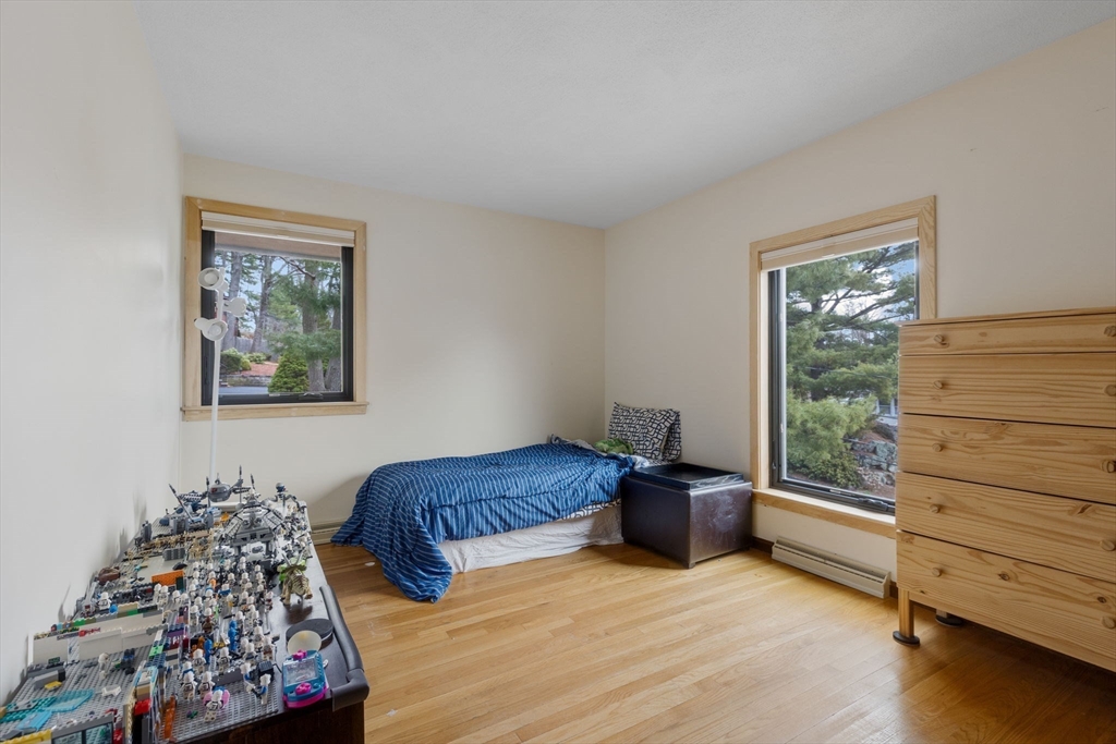 8 Hickory Hill Rd