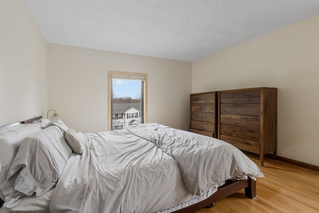 8 Hickory Hill Rd