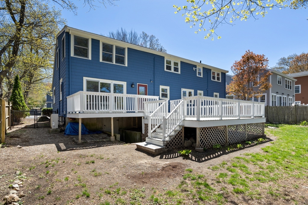 17 Hamblen Street