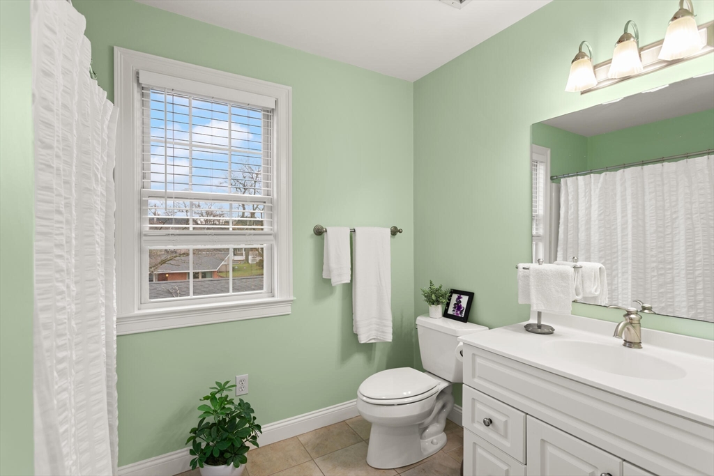 25 Hastings Ave. # 4