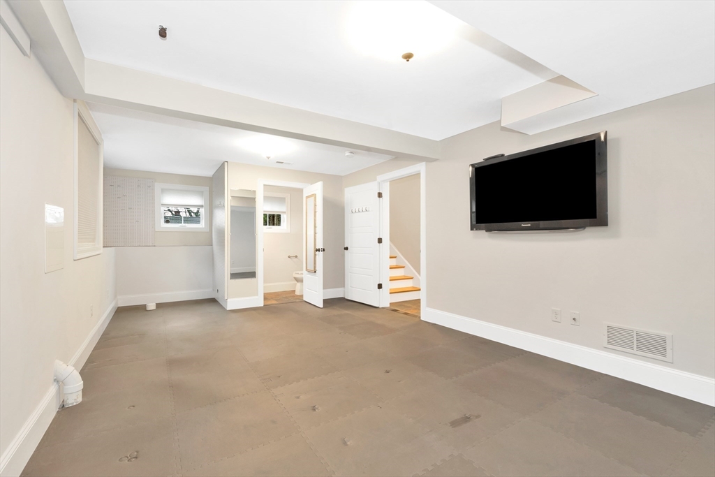 24 Epping Street