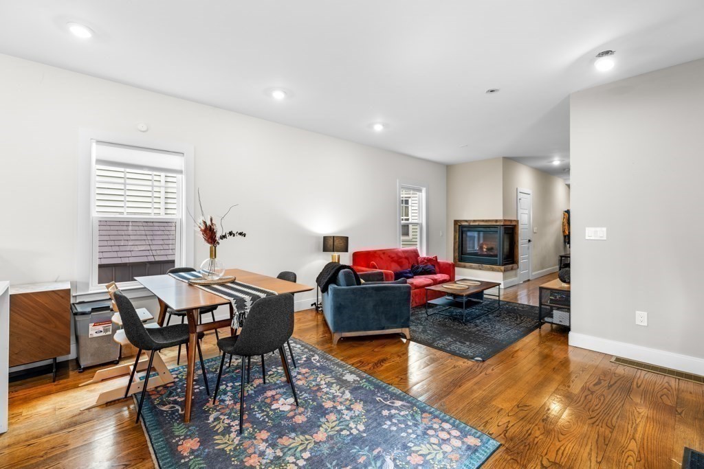 24 Robinson St # 24
