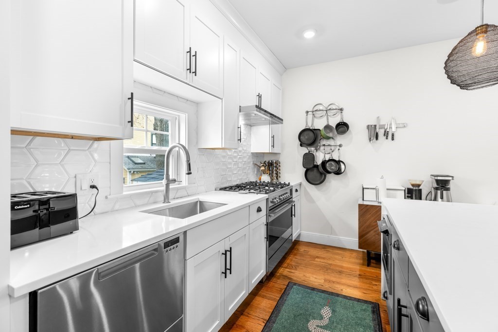 24 Robinson St # 24
