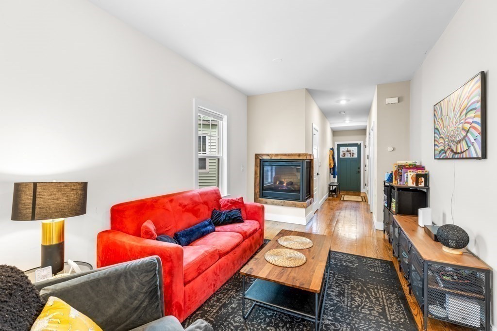 24 Robinson St # 24