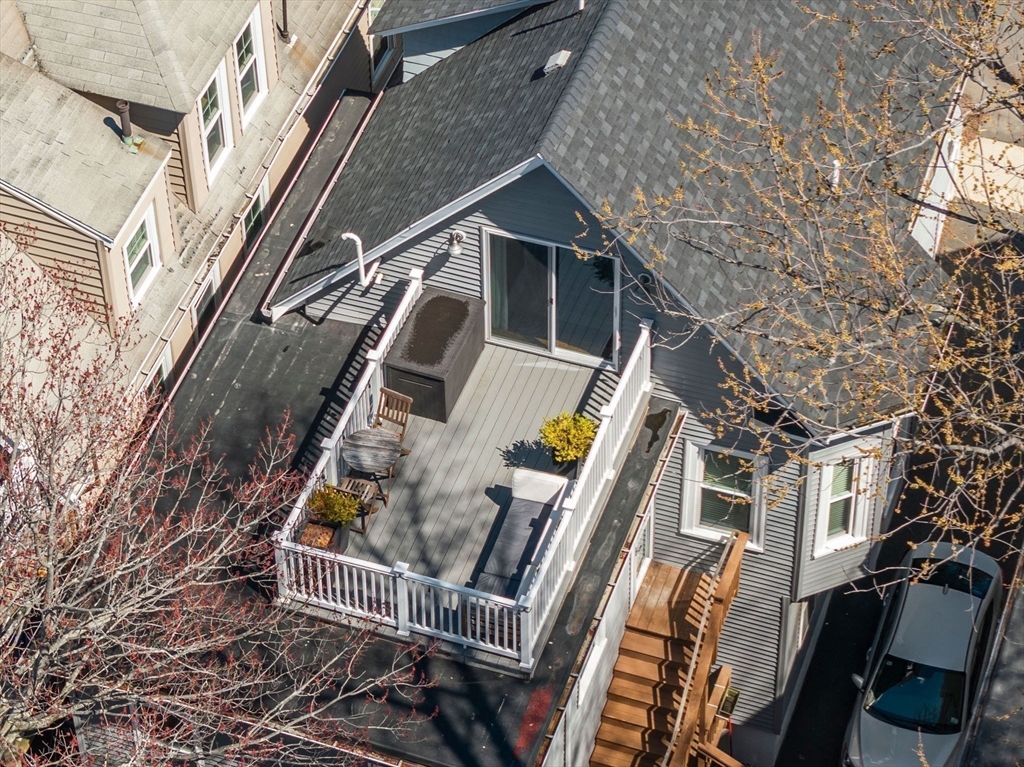 402 Medford St # 2