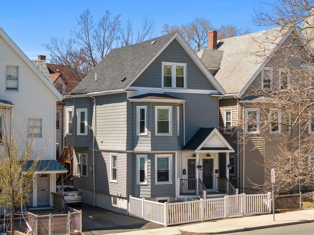 402 Medford St # 2