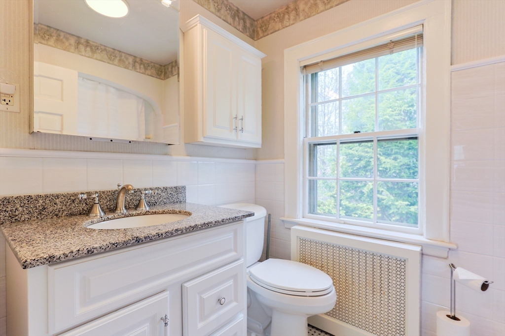 12 Celia Rd
