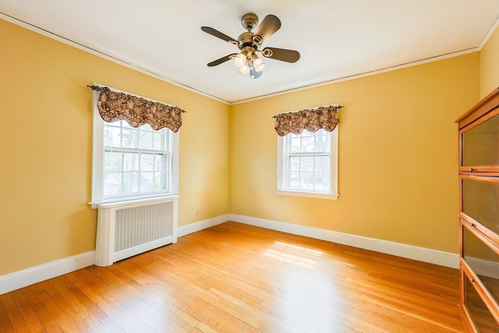 12 Celia Rd