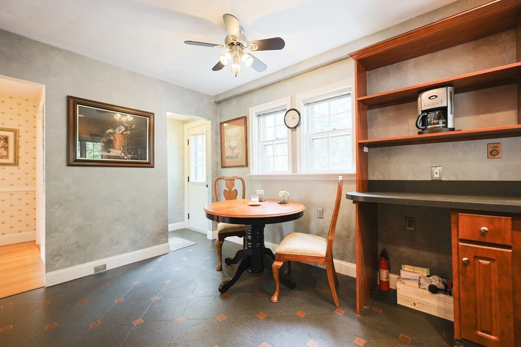 12 Celia Rd
