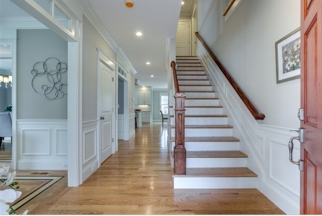 111 Laconia St