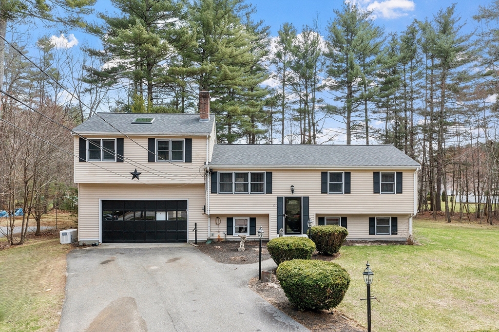 65 Horse Pond Rd