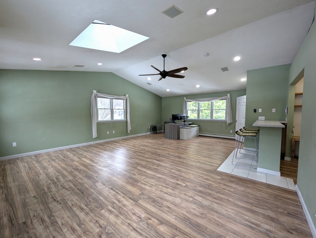 65 Horse Pond Rd