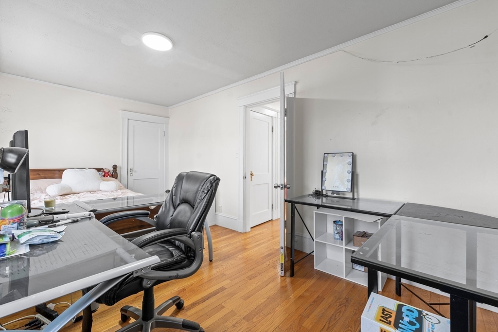 7 Cushman Road