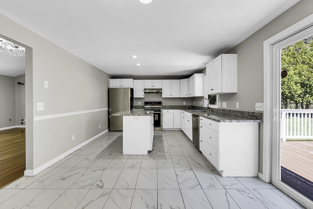 12 Sycamore Rd