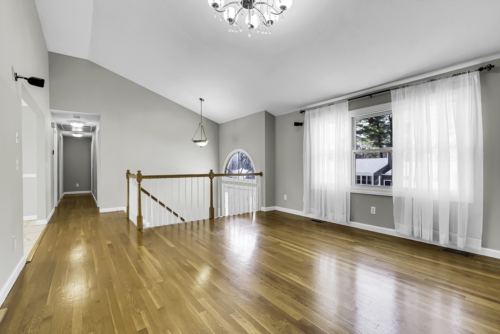 12 Sycamore Rd