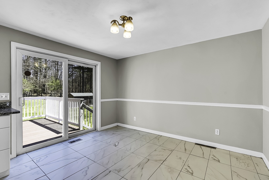 12 Sycamore Rd
