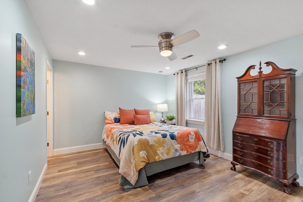 103 Main St # 19
