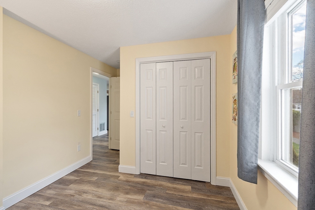 103 Main St # 19