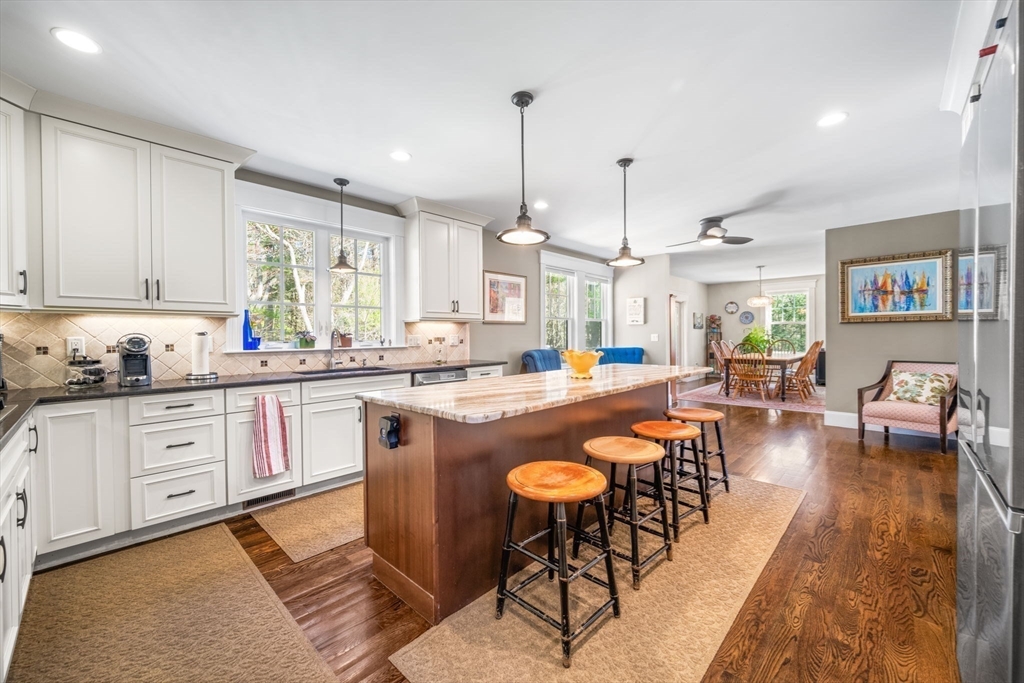 220 Maynard Rd