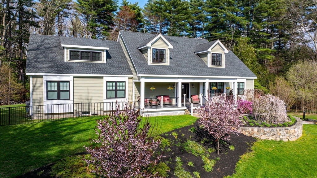 220 Maynard Rd