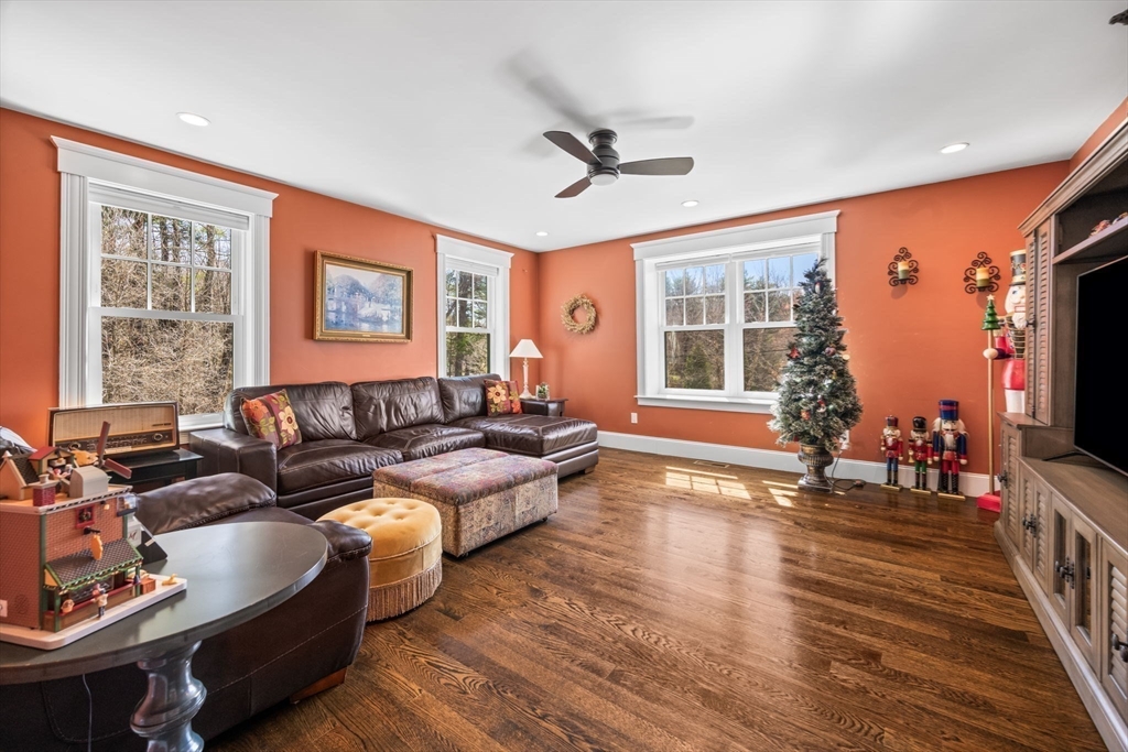 220 Maynard Rd