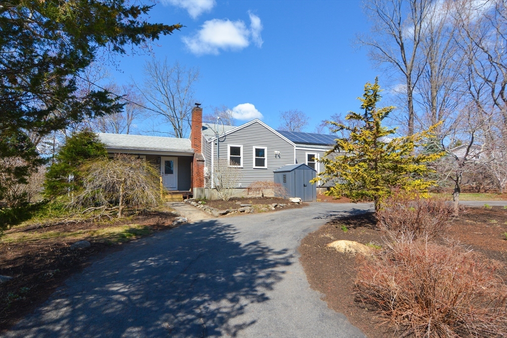 41 Flint Rd