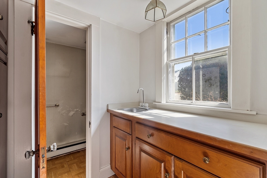 36 Parker St