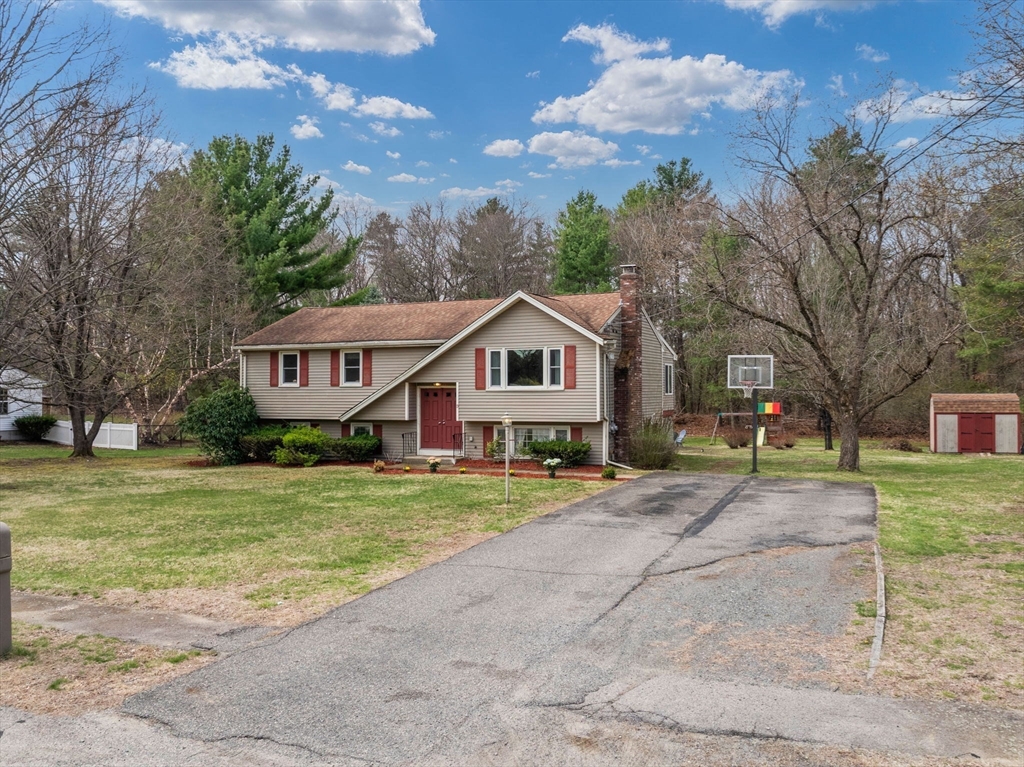 13 Independence Ln