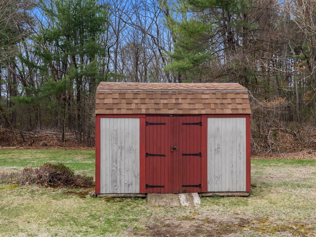 13 Independence Ln