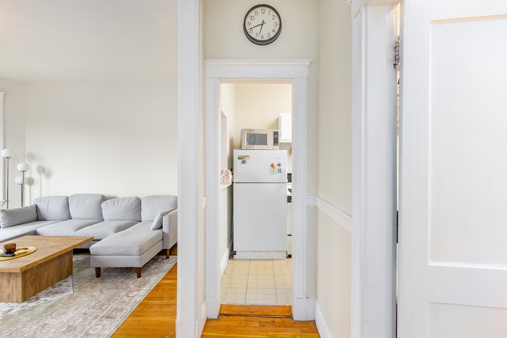 1564 Commonwealth Ave # 16