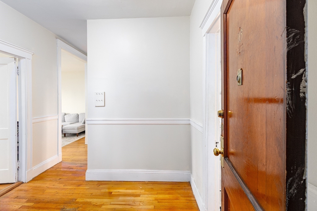 1564 Commonwealth Ave # 16