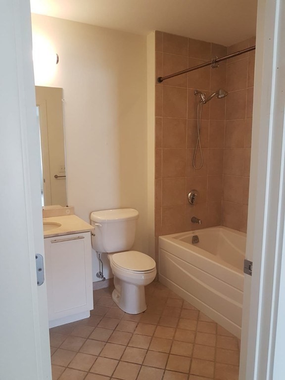 99 Chestnut Hill Ave # 307