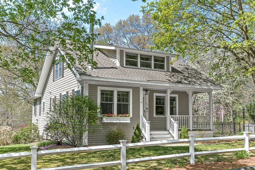 407 Walpole Street