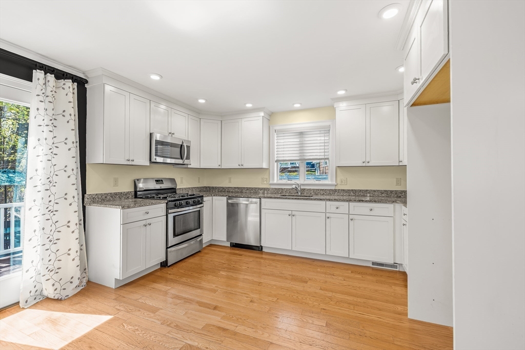 13 W Dexter Ave # 1