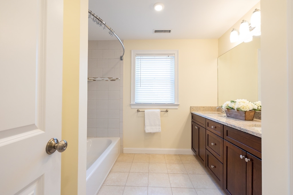 13 W Dexter Ave # 1