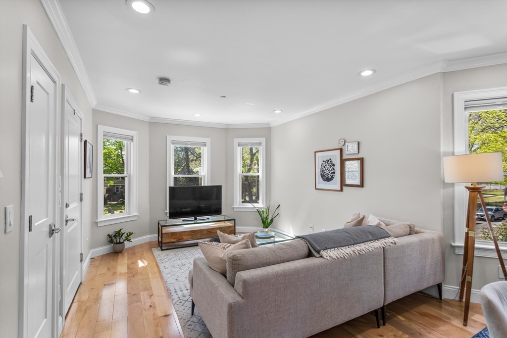 11 Eliot St # 2