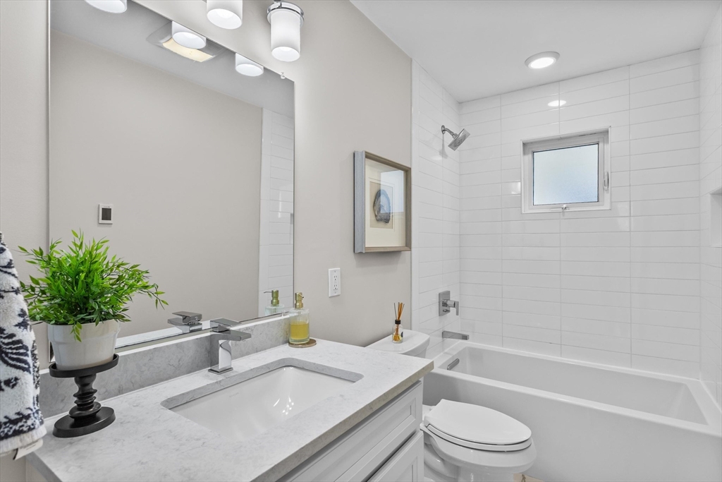 11 Eliot St # 2