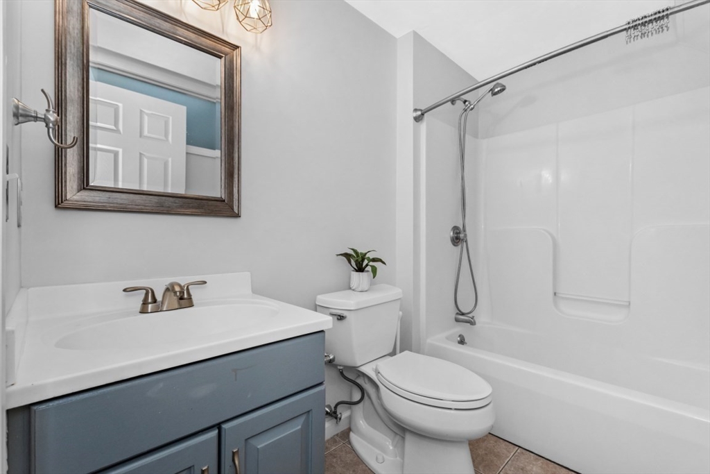 228 Algonquin Trl # 228