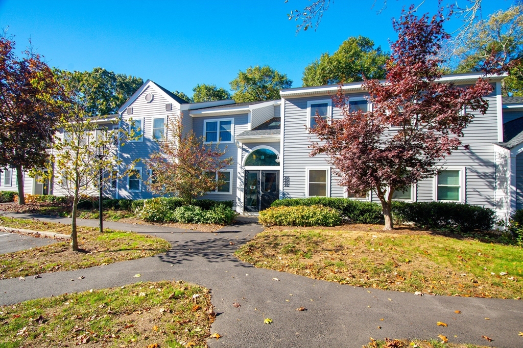 303 Tuckers Ln # 303