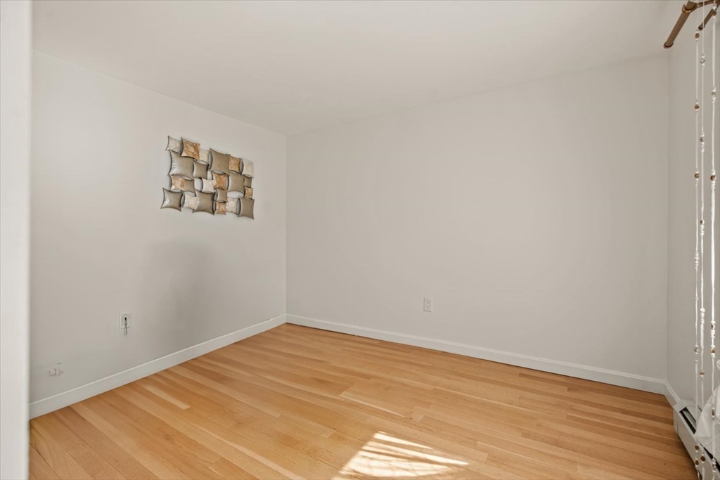 18 Senee Ct # 18