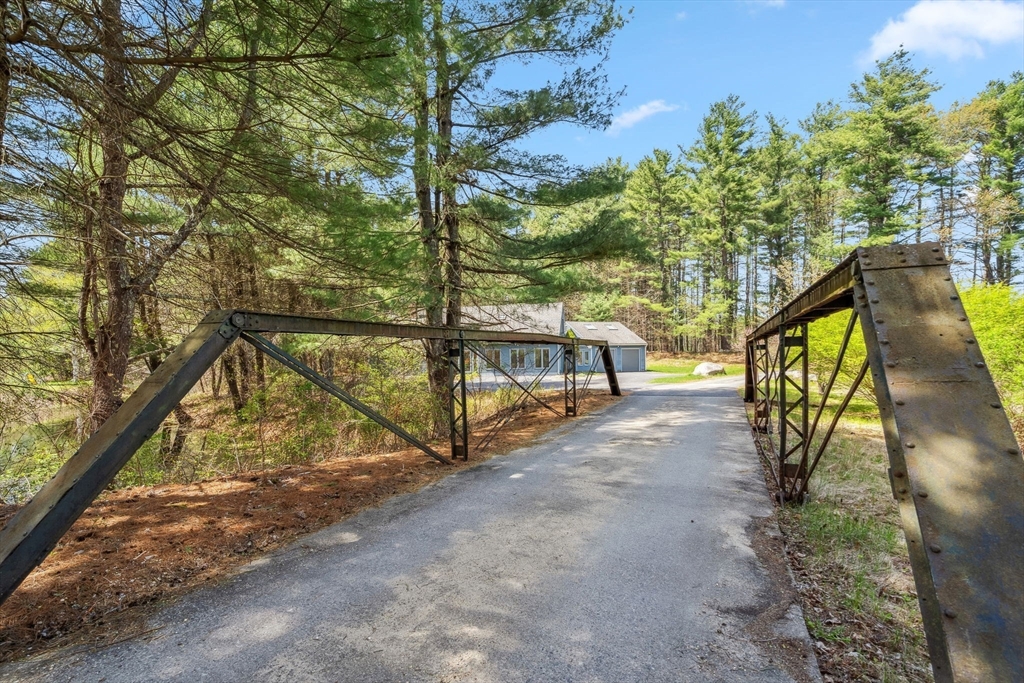 46 Kirkland Dr