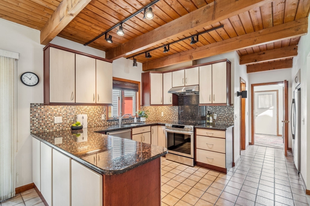 46 Kirkland Dr