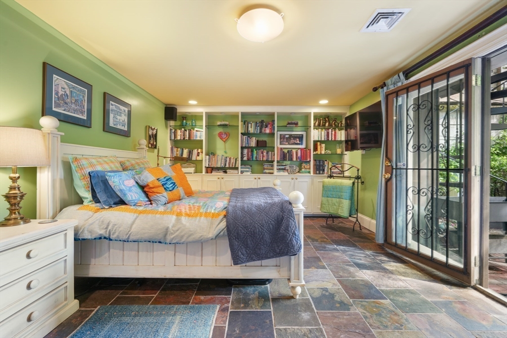 94 West Springfield St # 1