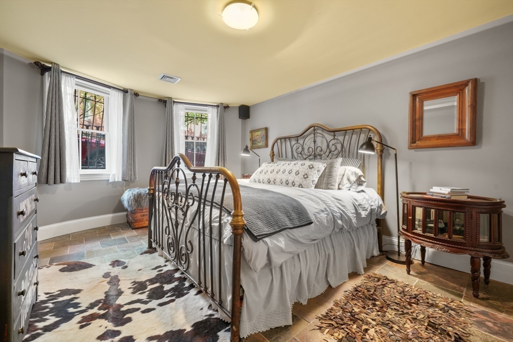 94 West Springfield St # 1