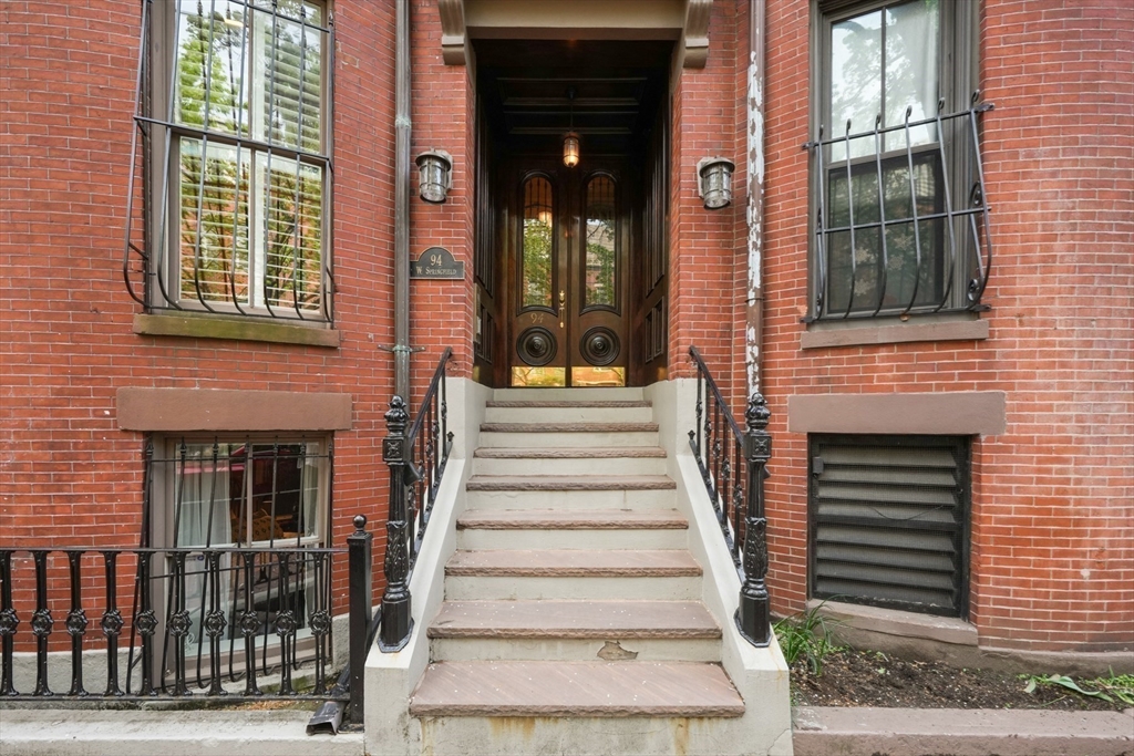 94 West Springfield St # 1