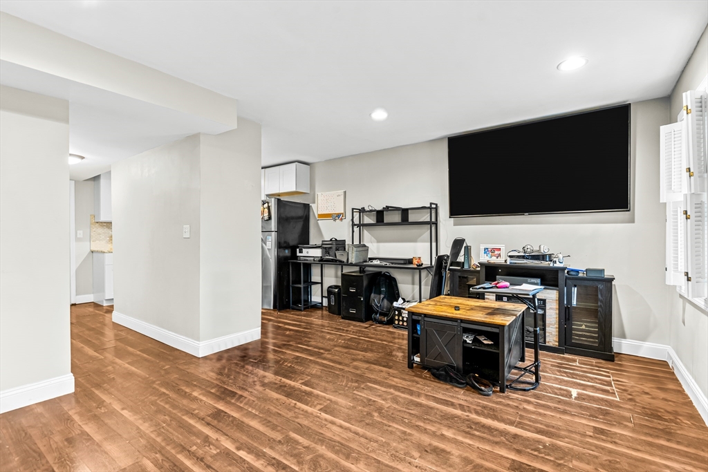 121 Franklin St